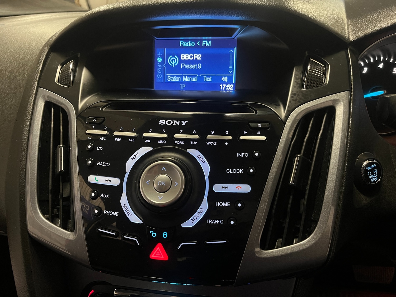 Used Ford Focus 2014 for sale - 76323880: Photo 14