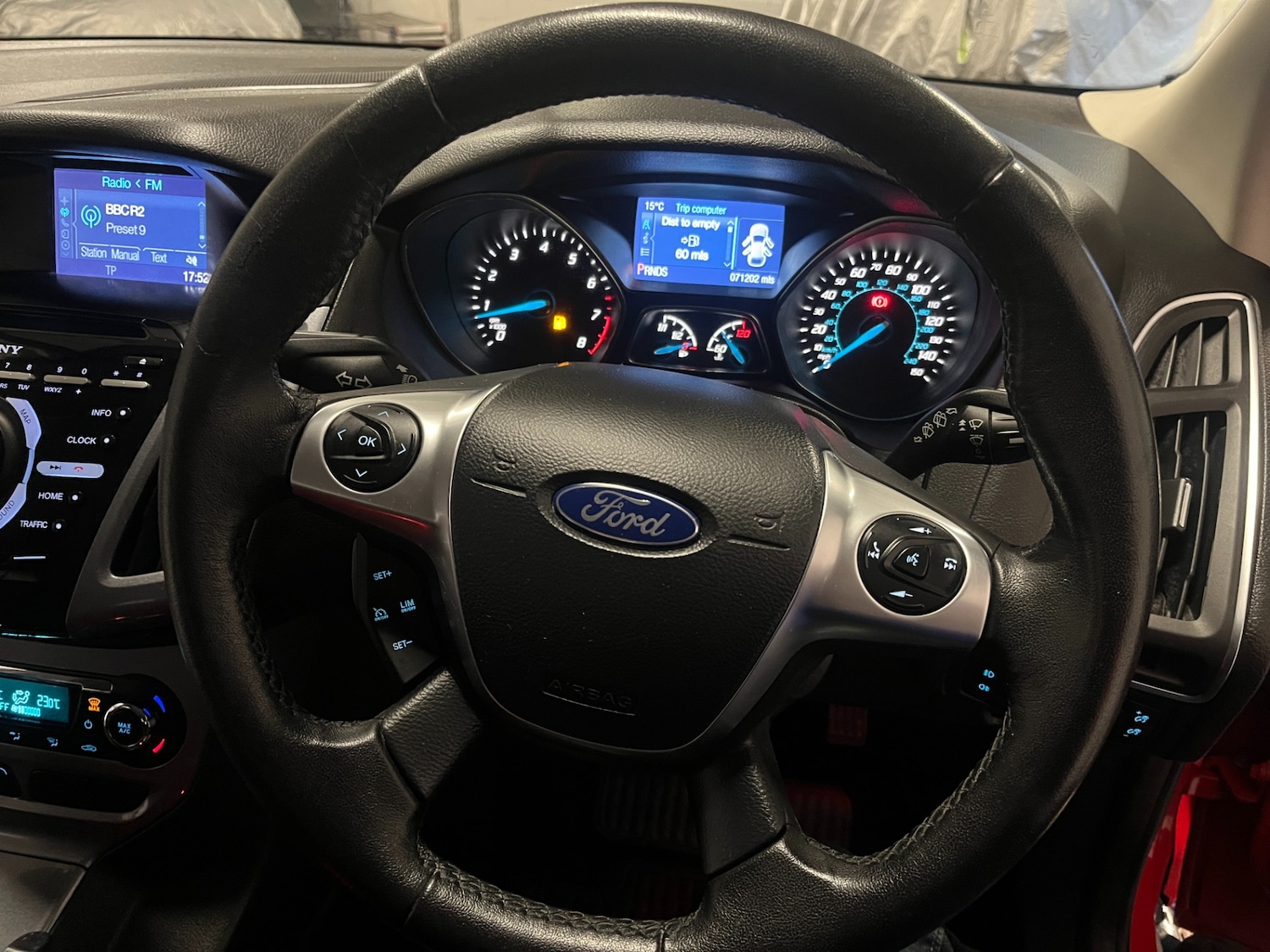 Used Ford Focus 2014 for sale - 76323880: Photo 17