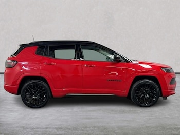 Used Jeep Compass 2024 for sale - 79081552: Photo