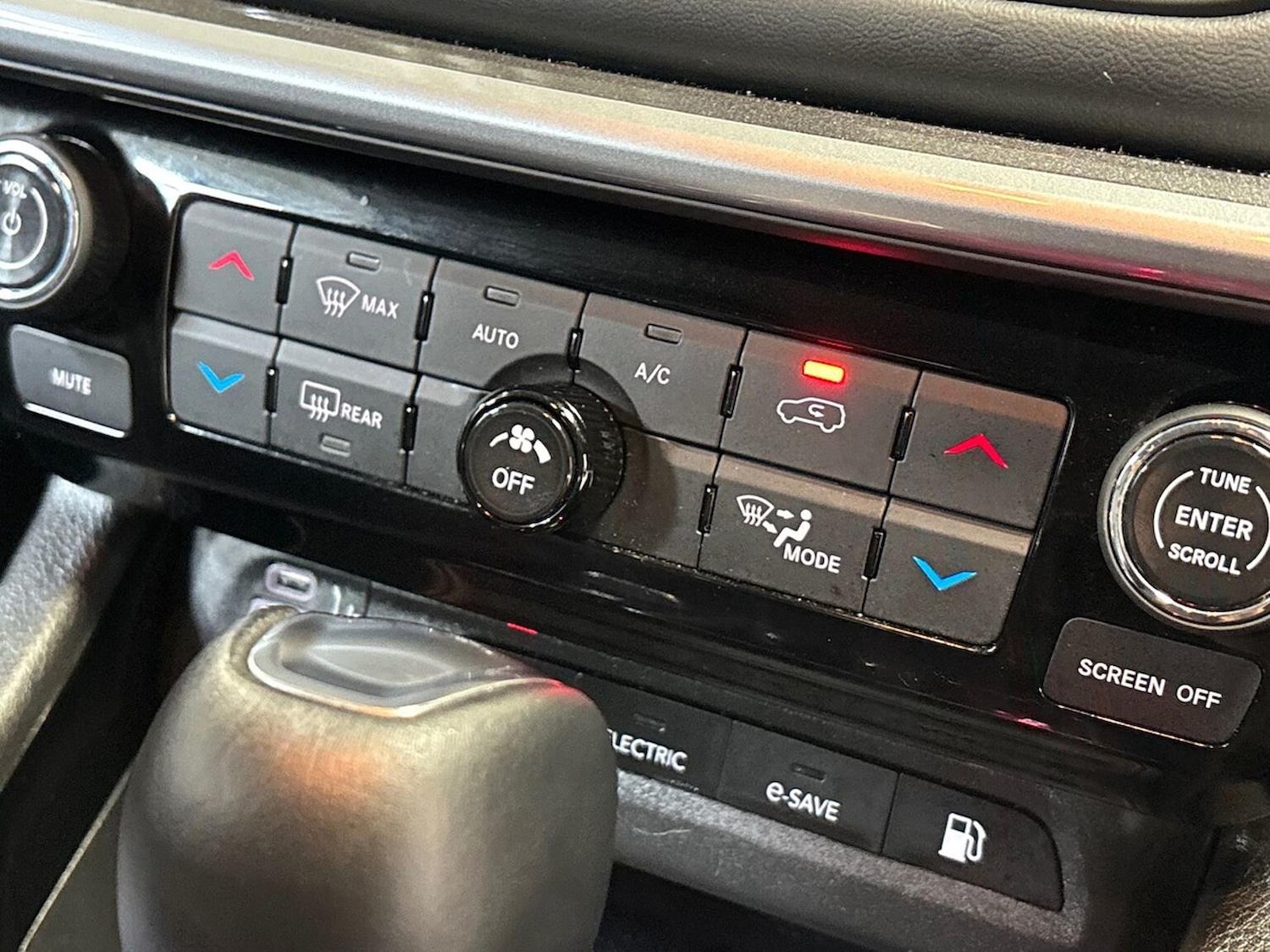 Used Jeep Compass 2024 for sale - 76363359: Photo 12