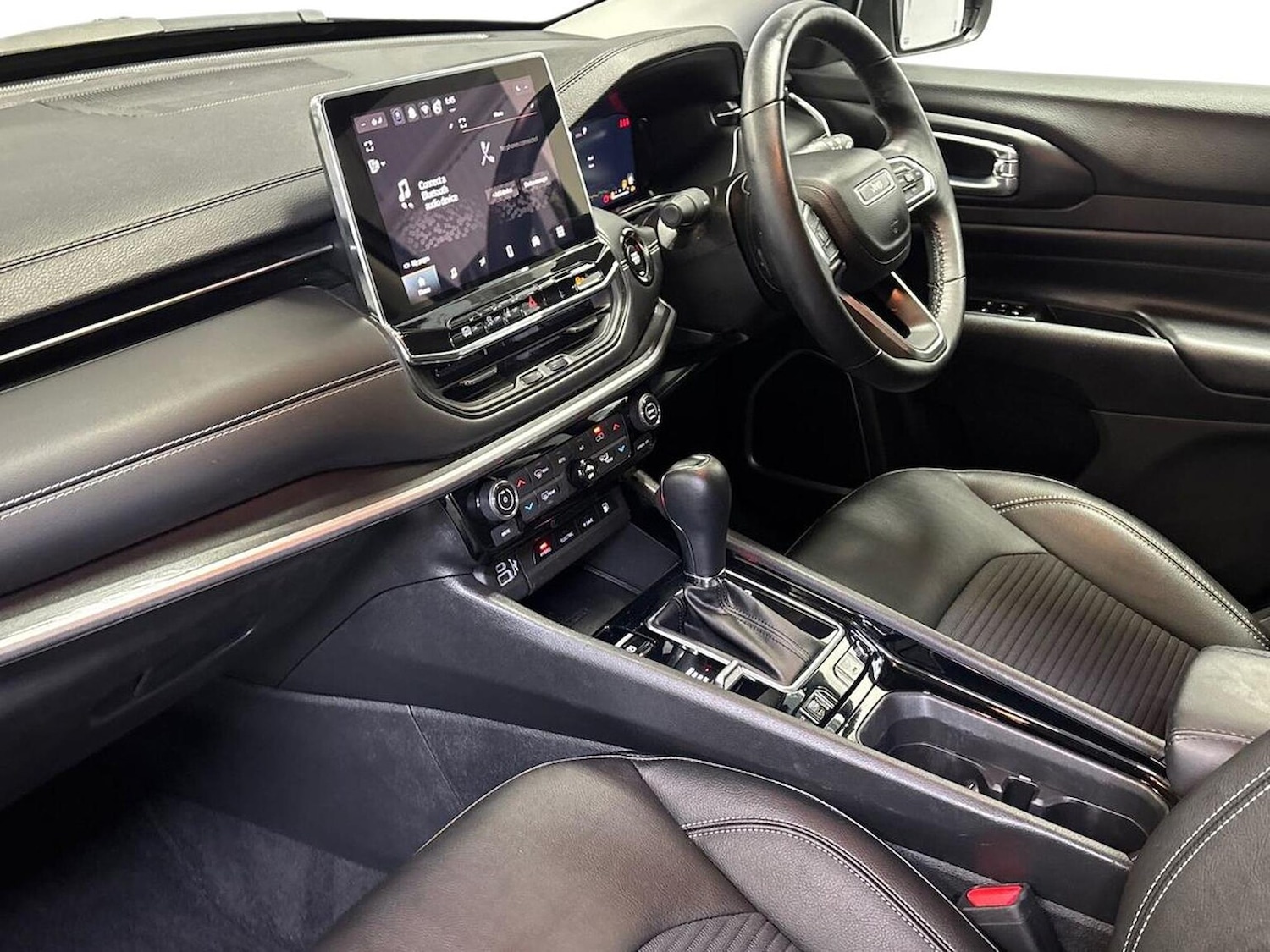 Used Jeep Compass 2024 for sale - 76363359: Photo 7