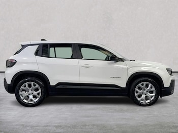 Used Jeep Avenger 2024 for sale - 78776227: Photo