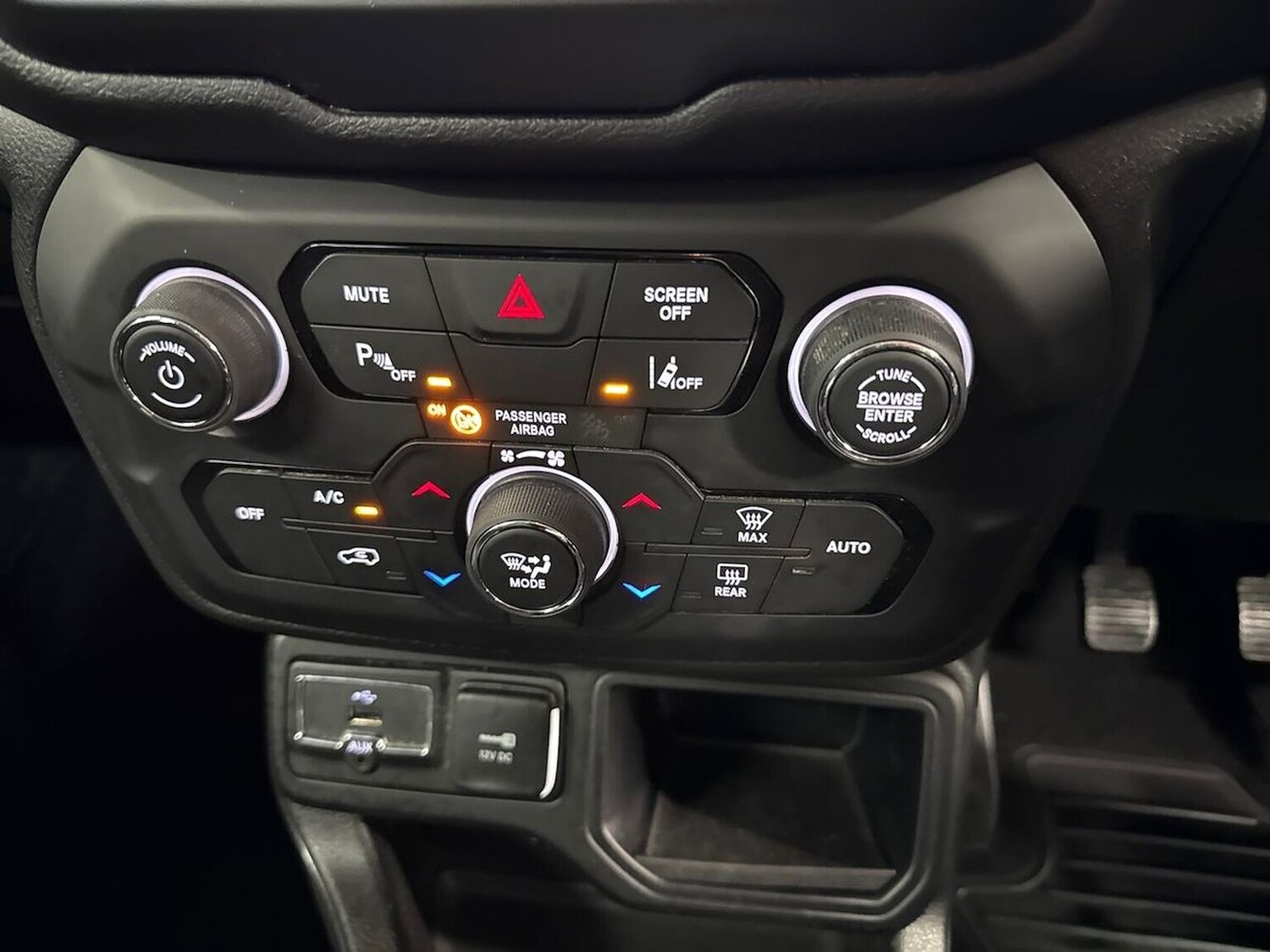 Used Jeep Renegade 2019 for sale - 76464701: Photo 22