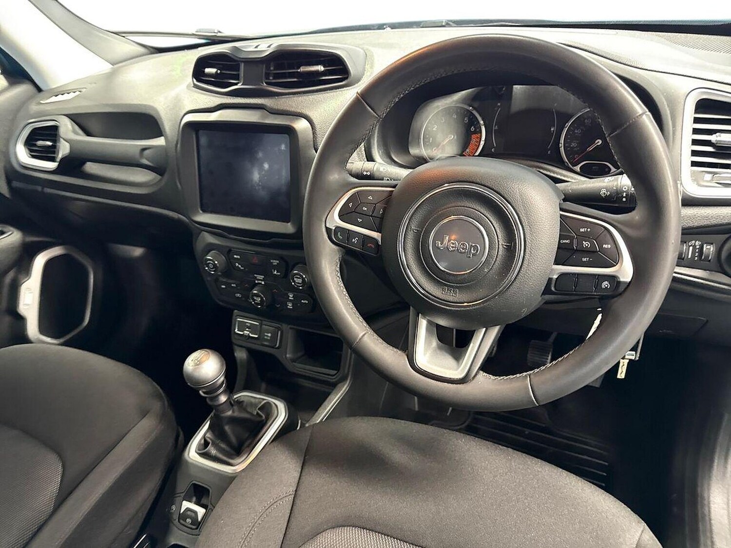 Used Jeep Renegade 2019 for sale - 76464701: Photo 9