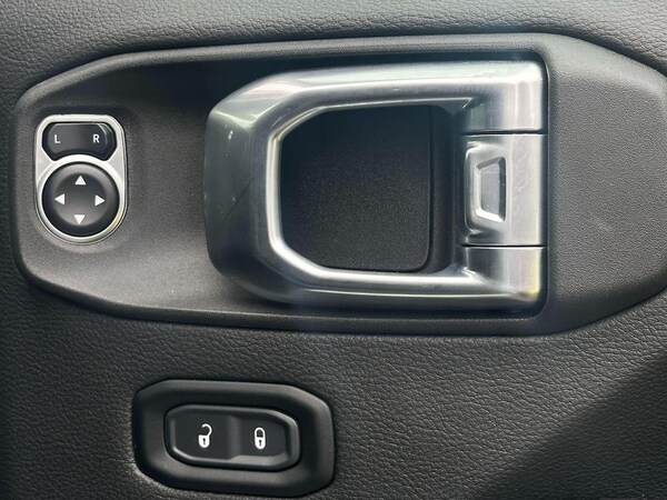 Used Jeep Wrangler 2025 for sale - 75484793: Photo 16