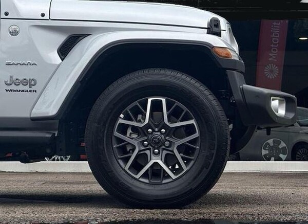 Used Jeep Wrangler 2025 for sale - 75484793: Photo 9