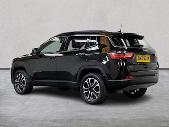 Used Jeep Compass 2024 for sale - 76070175: Photo