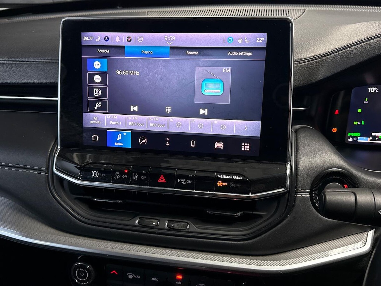 Used Jeep Compass 2023 for sale - 76957604: Photo 11