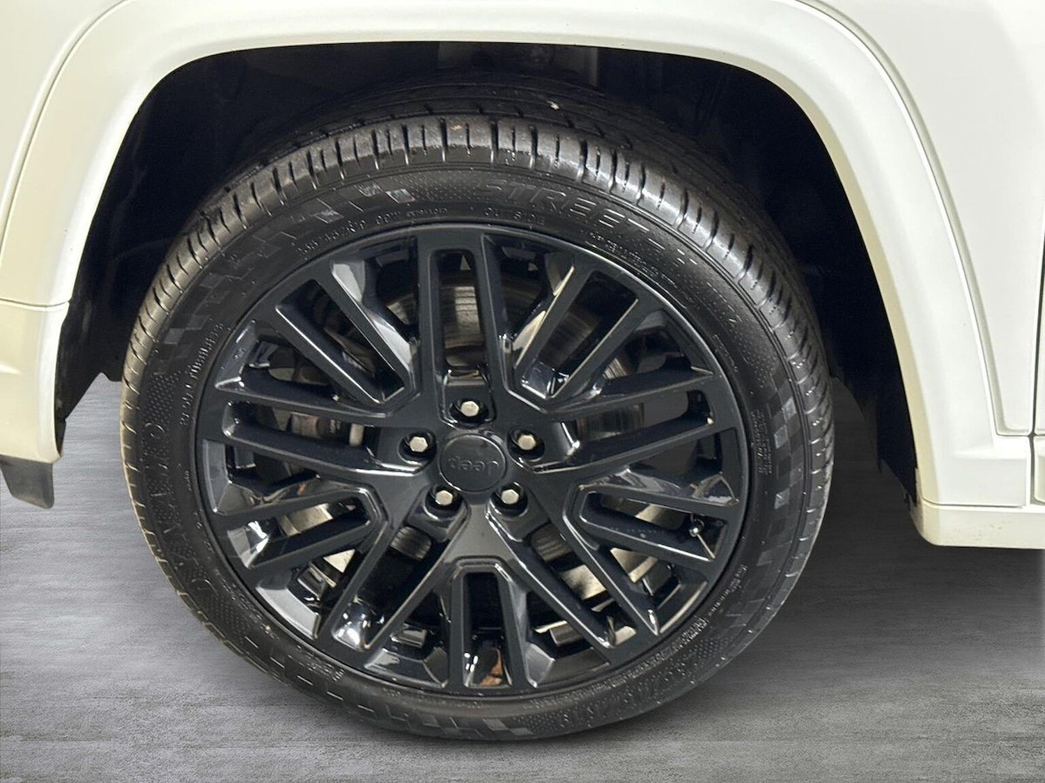 Used Jeep Compass 2023 for sale - 76957604: Photo 6