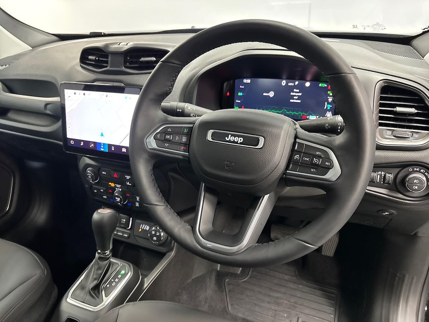 Used Jeep Renegade 2025 for sale - 76945937: Photo 9