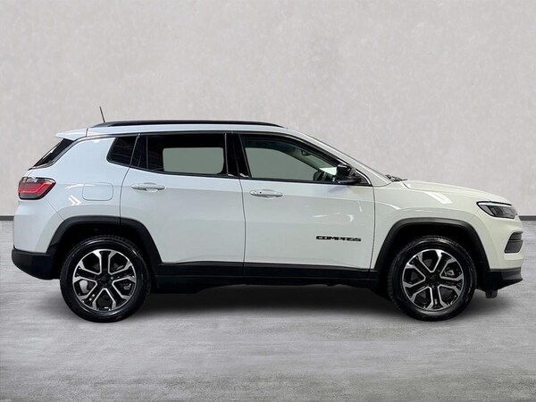 Used Jeep Compass 2024 for sale - 75712935: Photo 3
