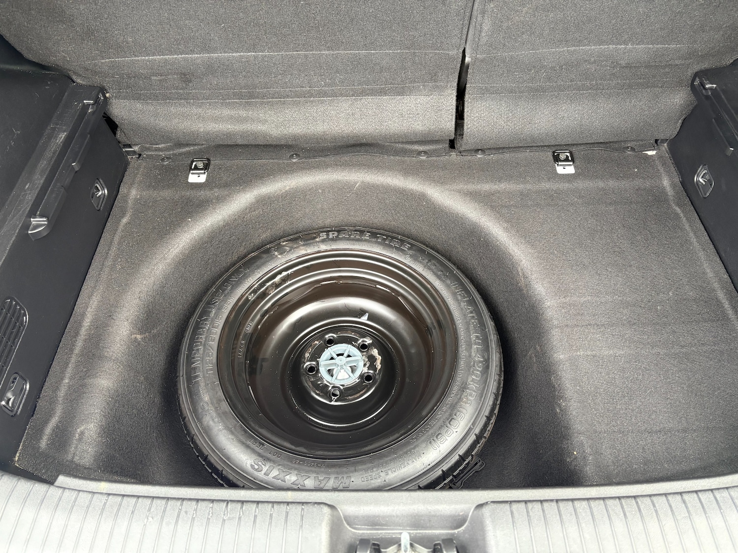 Used Hyundai Ix20 2013 for sale - 76508859: Photo 29