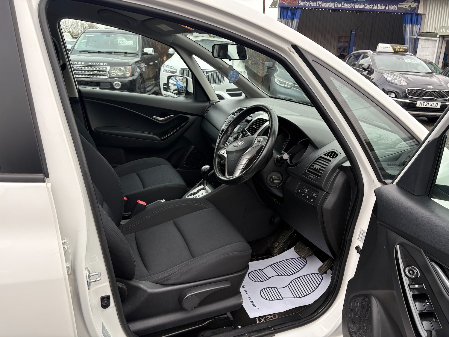 Used Hyundai Ix20 2013 for sale - 76508859: Photo 30