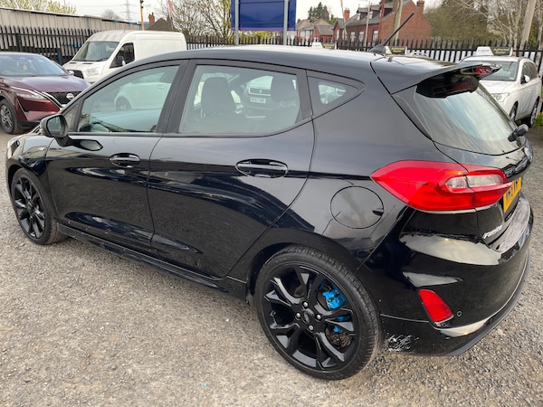 Used Ford Fiesta 2018 for sale - 74999881: Photo 4