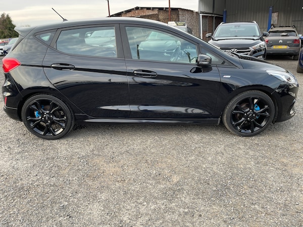 Used Ford Fiesta 2018 for sale - 74999881: Photo 5