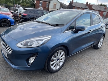 Used Ford Fiesta 2020 for sale - 75694704: Photo
