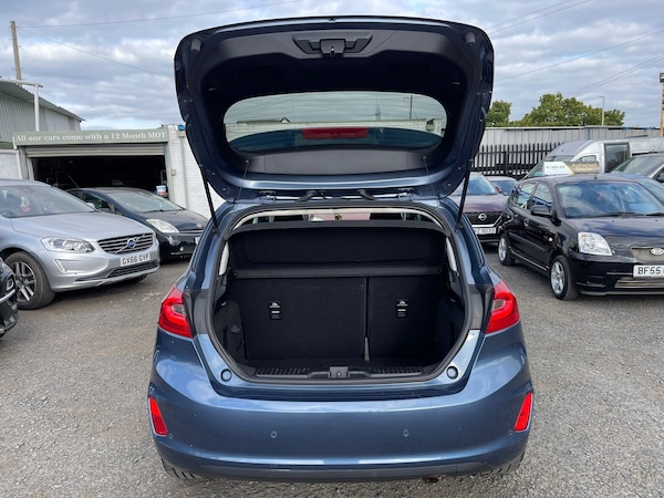 Used Ford Fiesta 2020 for sale - 75694704: Photo 42