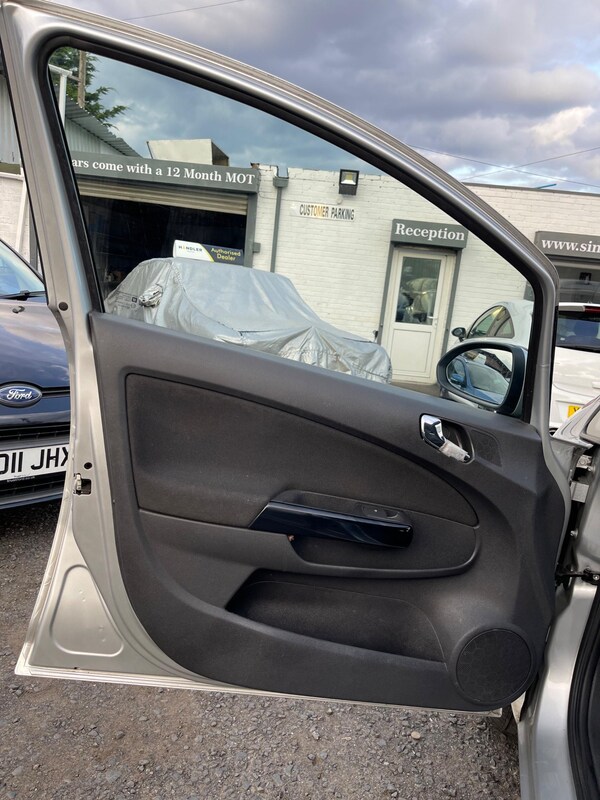 Used Vauxhall Corsa 2014 for sale - 74999847: Photo 25