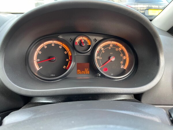 Used Vauxhall Corsa 2014 for sale - 74999847: Photo 36
