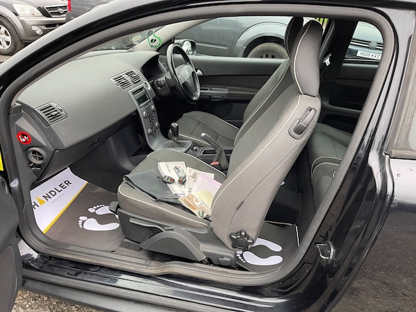 Used Volvo C30 2007 for sale - 76273676: Photo 37