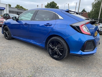 Used Honda Civic 2018 for sale - 75620913: Photo