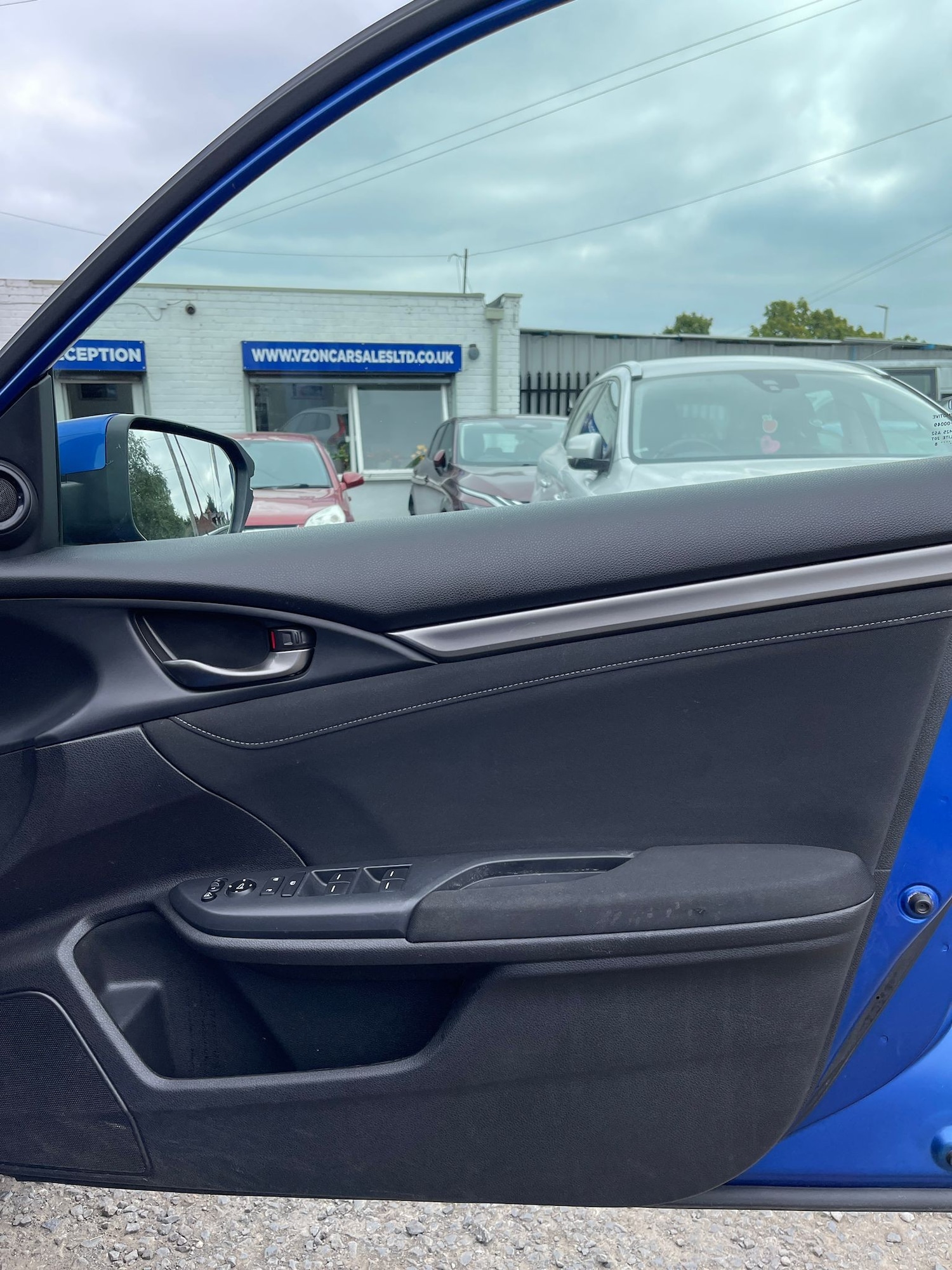 Used Honda Civic 2018 for sale - 75620913: Photo 59