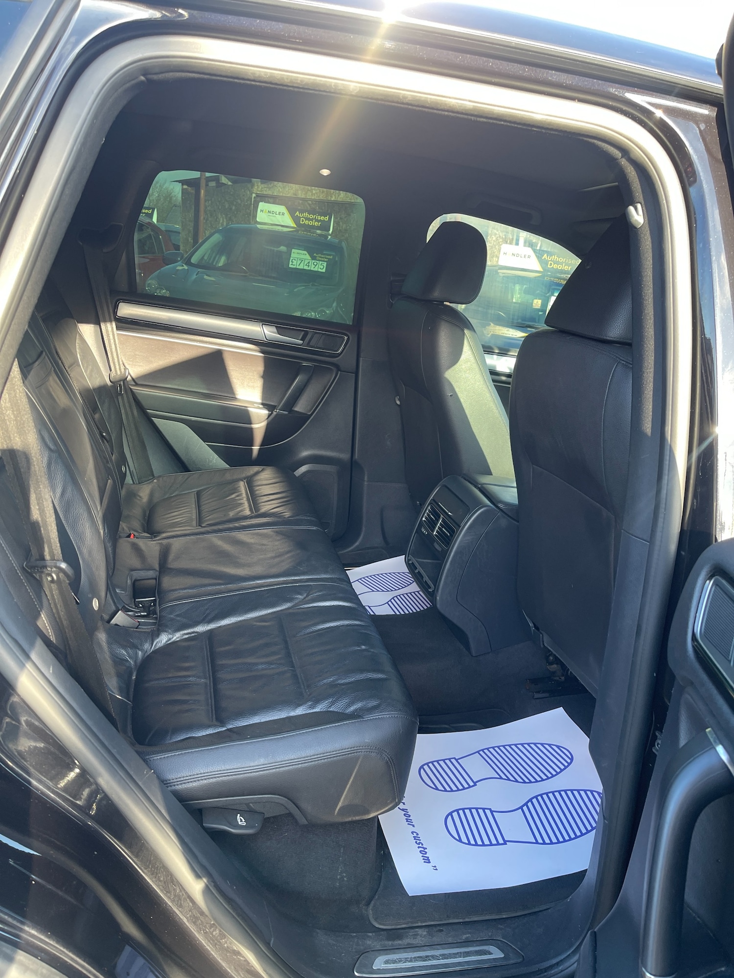 Used Volkswagen Touareg 2016 for sale - 77234035: Photo 32