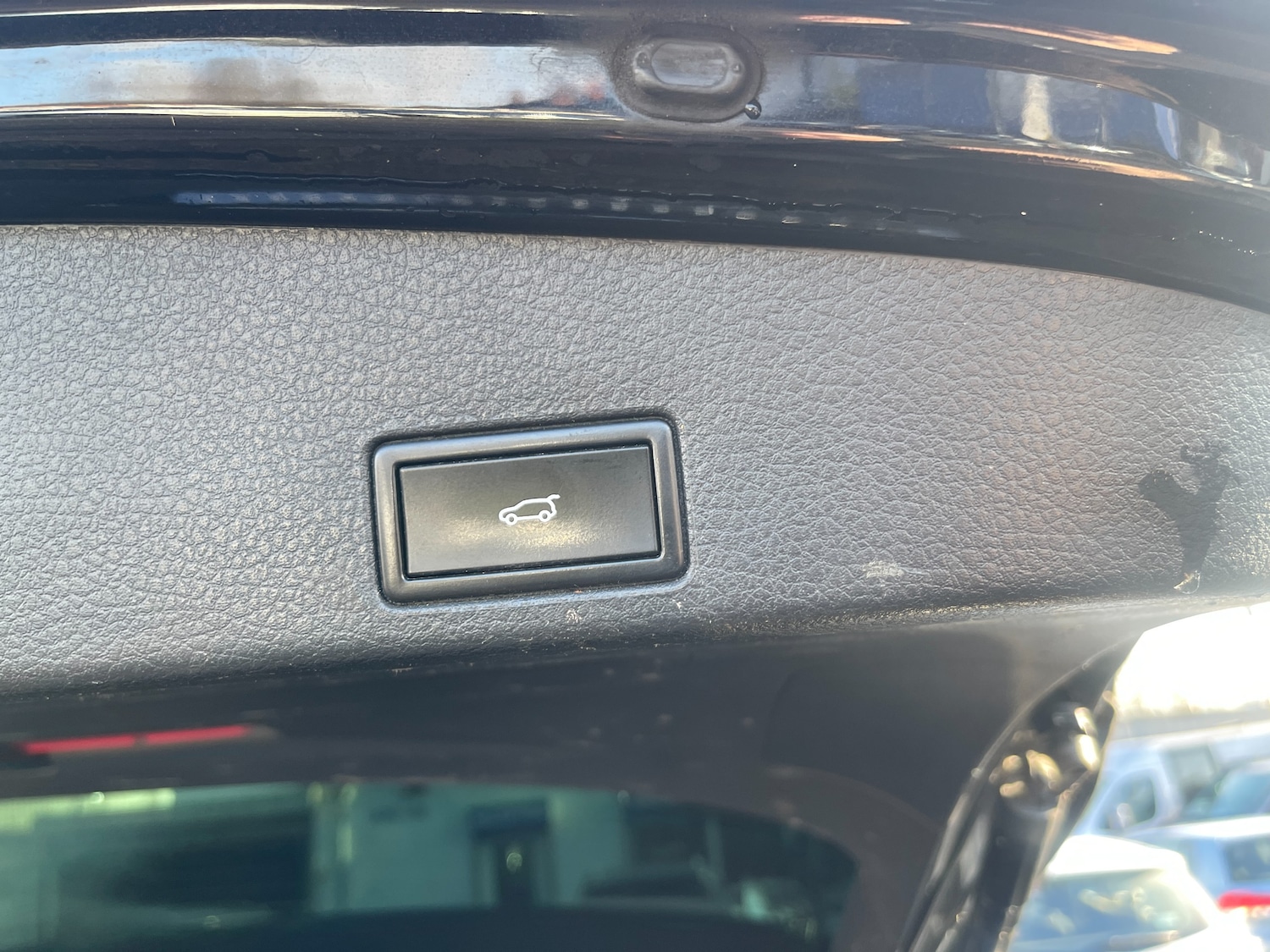 Used Volkswagen Touareg 2016 for sale - 77234035: Photo 34