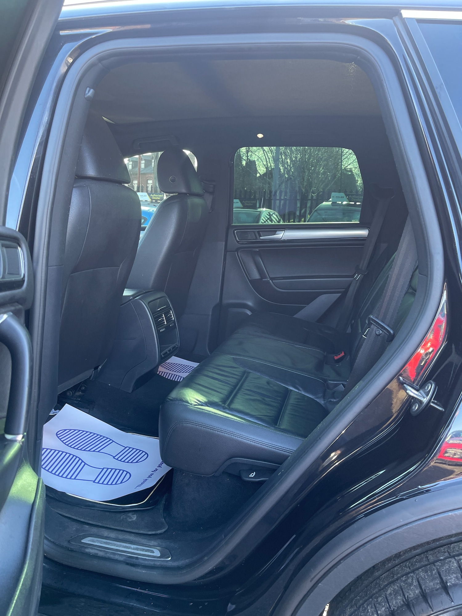 Used Volkswagen Touareg 2016 for sale - 77234035: Photo 41