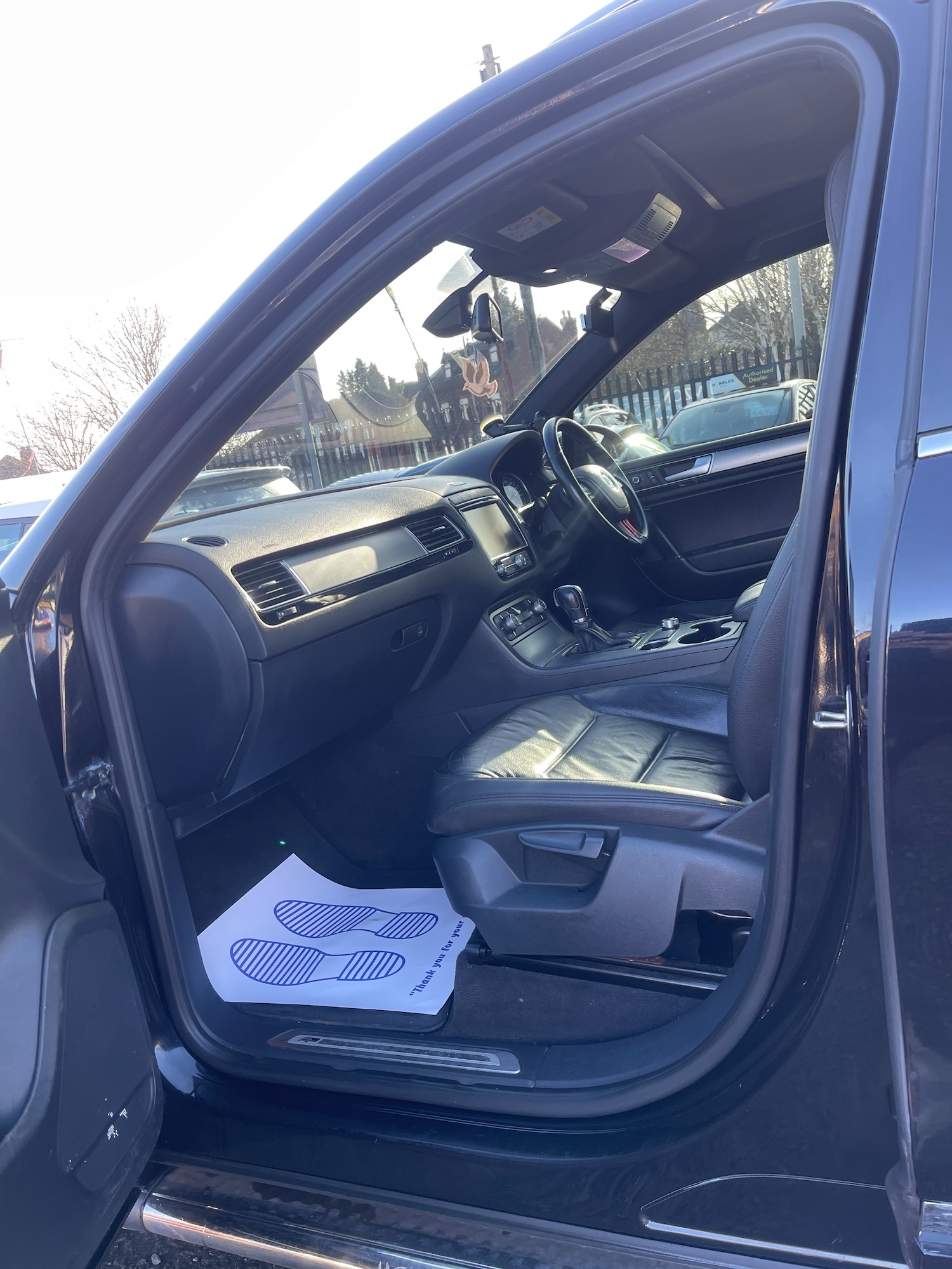 Used Volkswagen Touareg 2016 for sale - 77234035: Photo 46