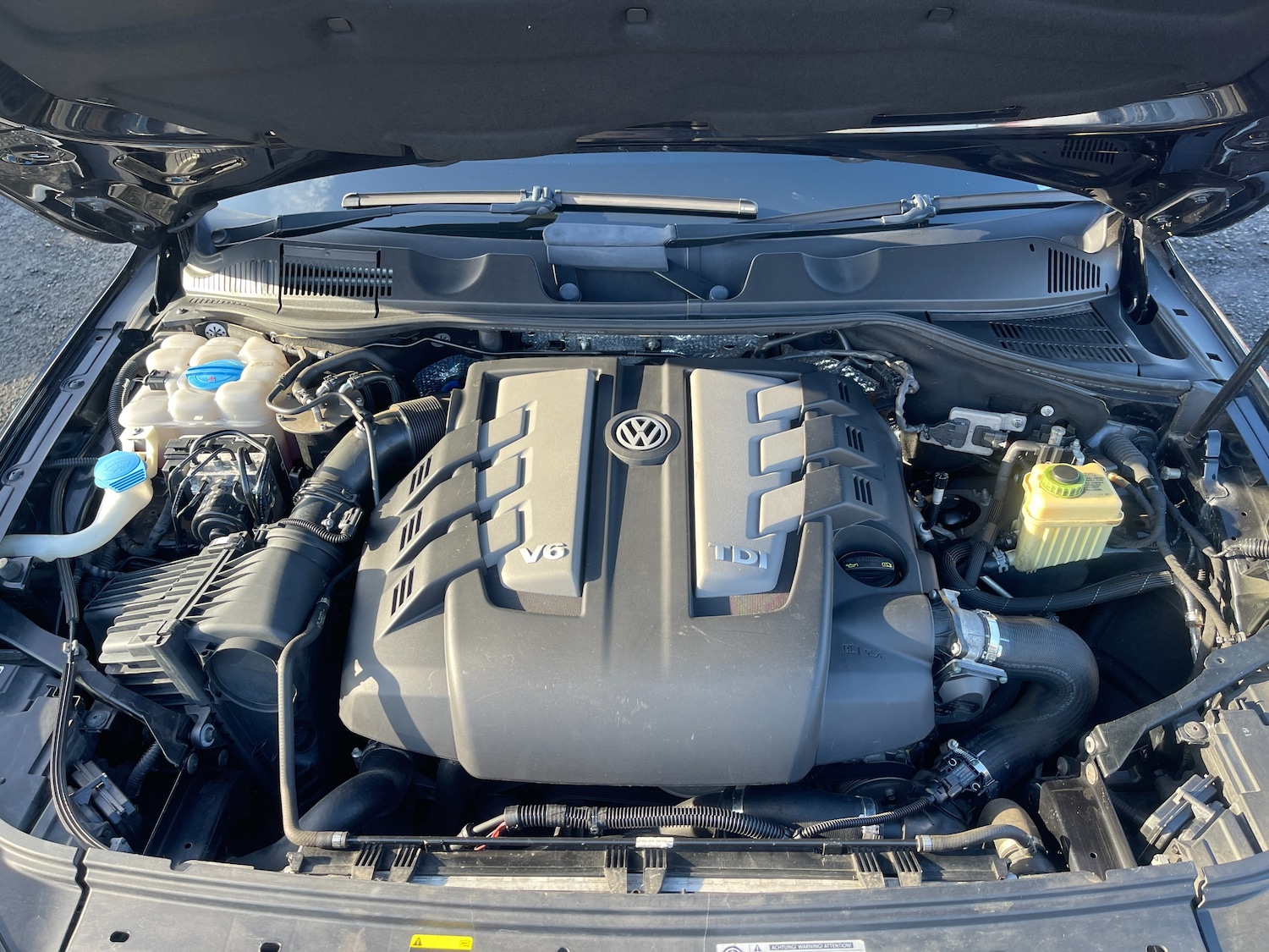 Used Volkswagen Touareg 2016 for sale - 77234035: Photo 50