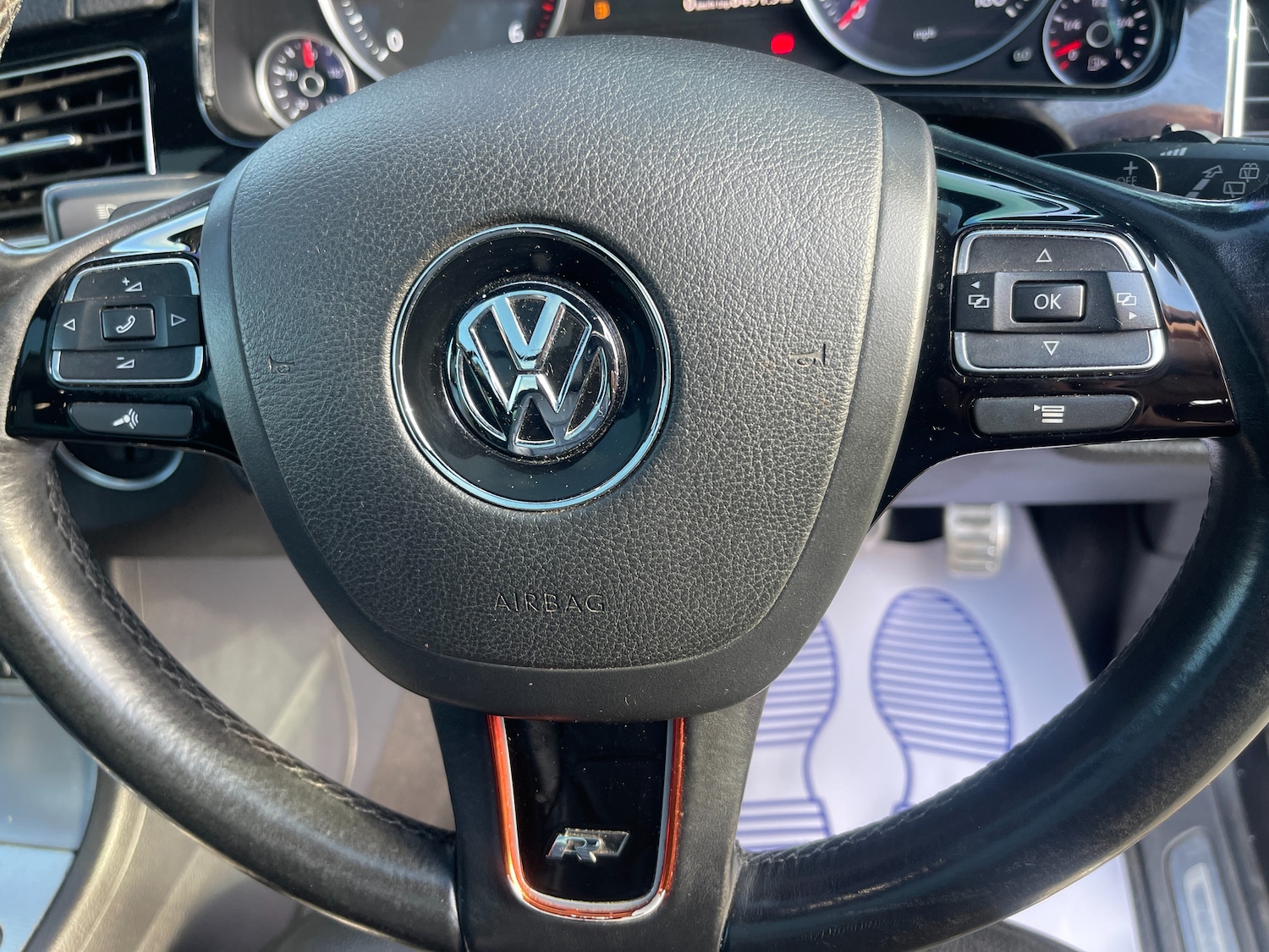 Used Volkswagen Touareg 2016 for sale - 77234035: Photo 59