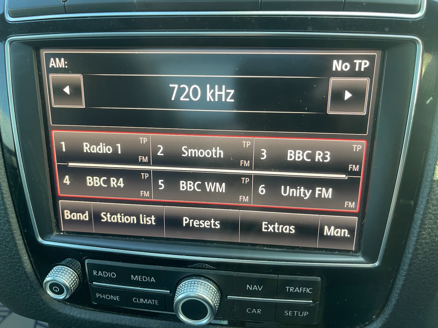 Used Volkswagen Touareg 2016 for sale - 77234035: Photo 66