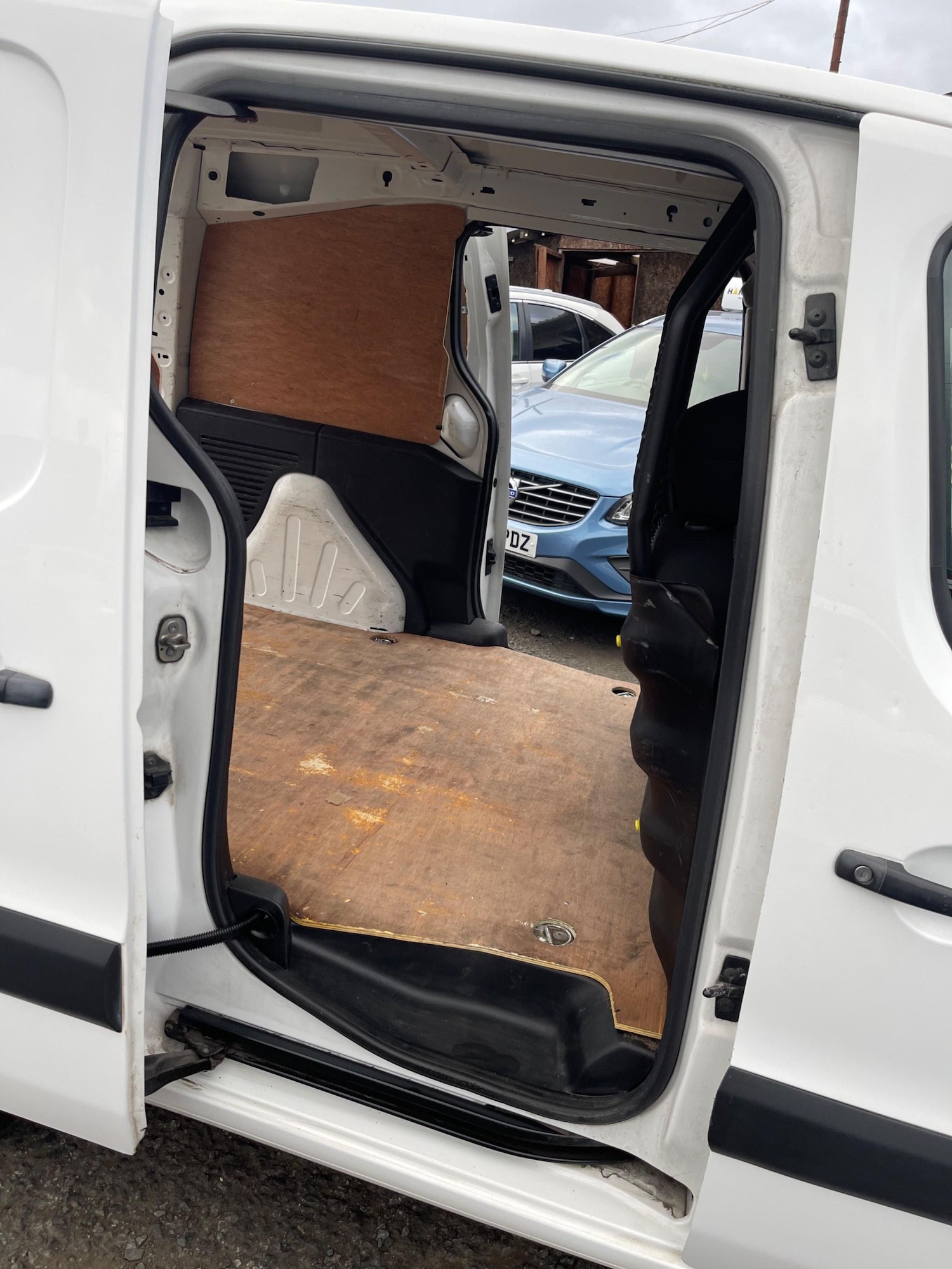Vehicle 21