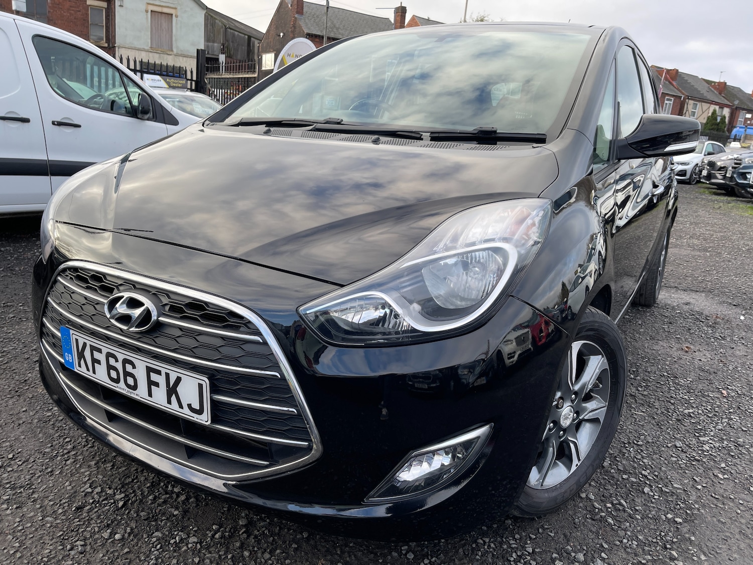 Used Hyundai Ix20 2016 for sale - 76909287: Photo 1
