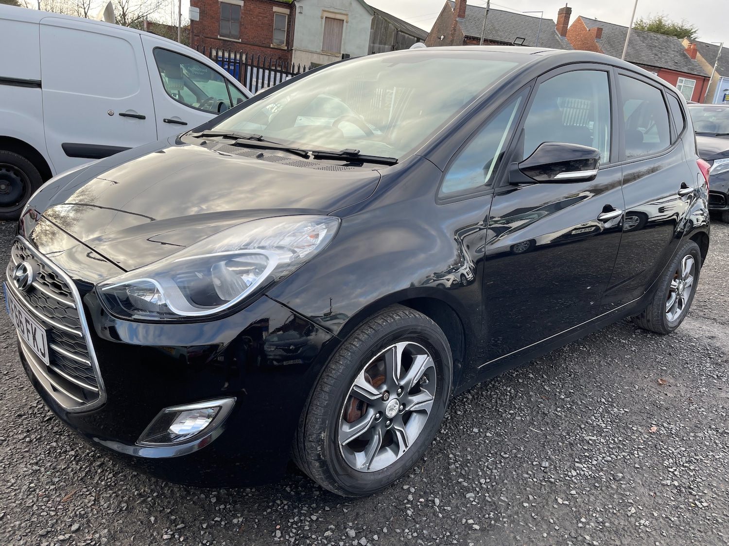 Used Hyundai Ix20 2016 for sale - 76909287: Photo 3