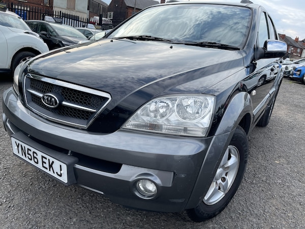 Used Kia Sorento for sale - 76157893: Photo 1