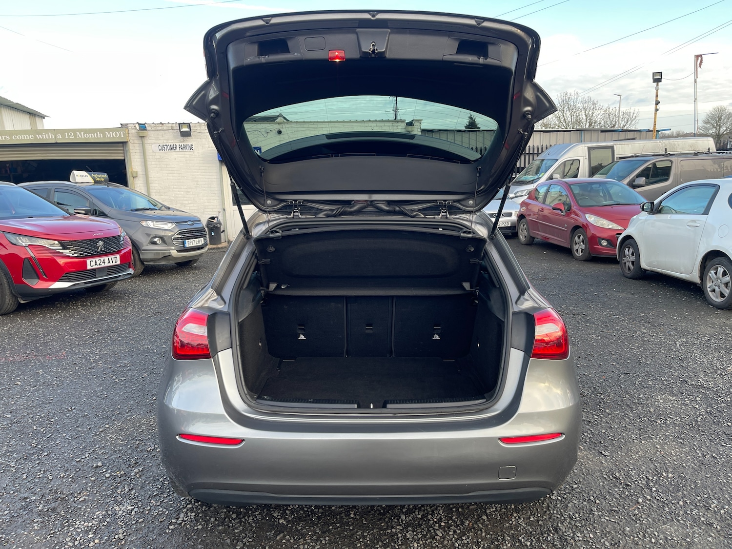 Used Mercedes-Benz A-Class 2019 for sale - 76972938: Photo 28