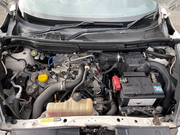 Used Nissan Juke 2015 for sale - 76320051: Photo 22