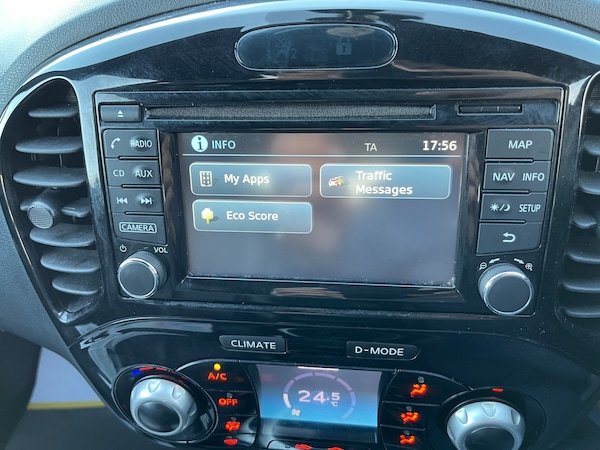 Used Nissan Juke 2015 for sale - 76320051: Photo 27
