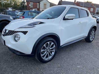 Used Nissan Juke 2015 for sale - 76320051: Photo 2