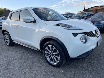 Used Nissan Juke 2015 for sale - 76320051: Photo 3