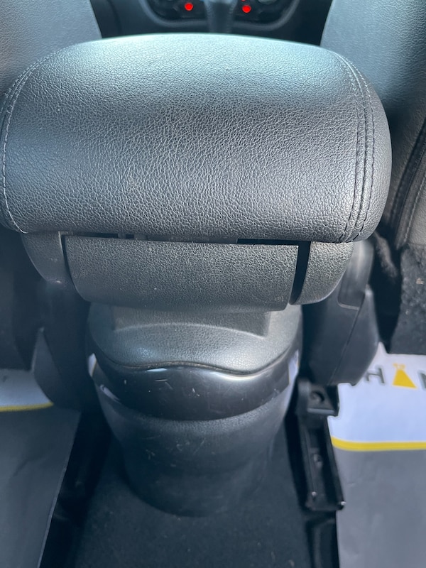 Used Nissan Juke 2015 for sale - 76320051: Photo 40