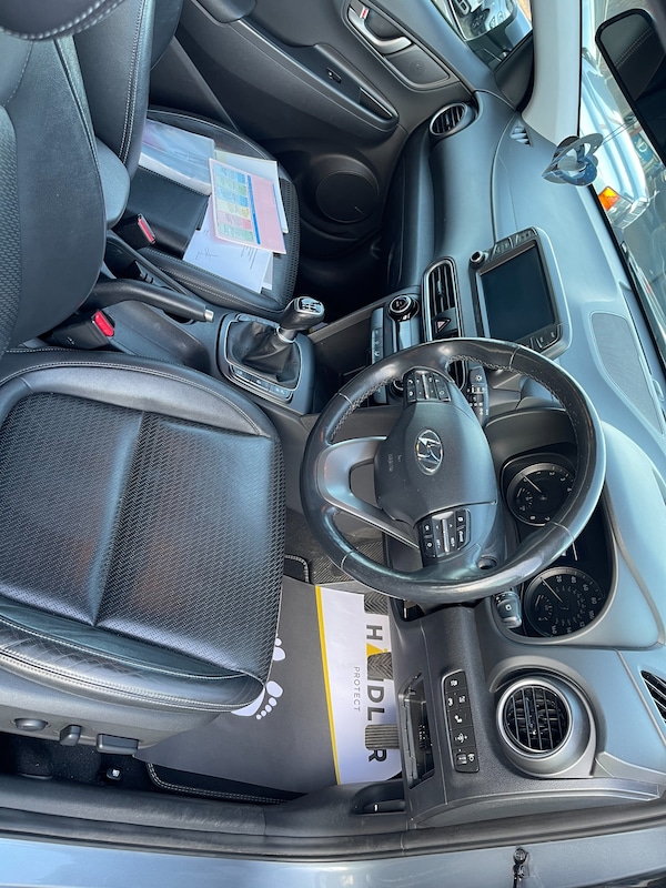 Used Hyundai KONA 2018 for sale - 75190930: Photo 28