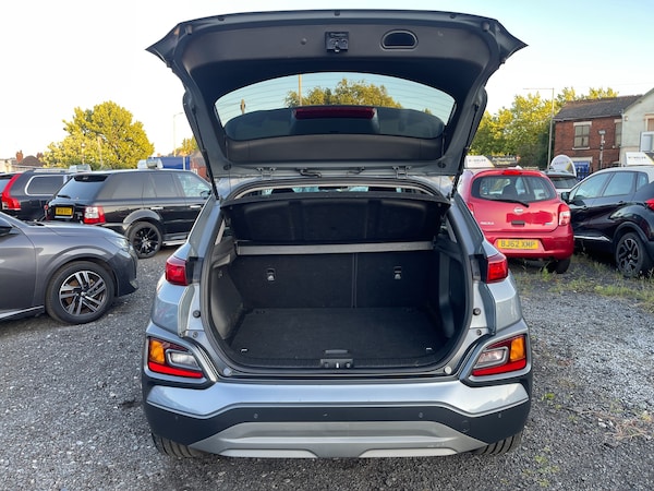 Used Hyundai KONA 2018 for sale - 75190930: Photo 33