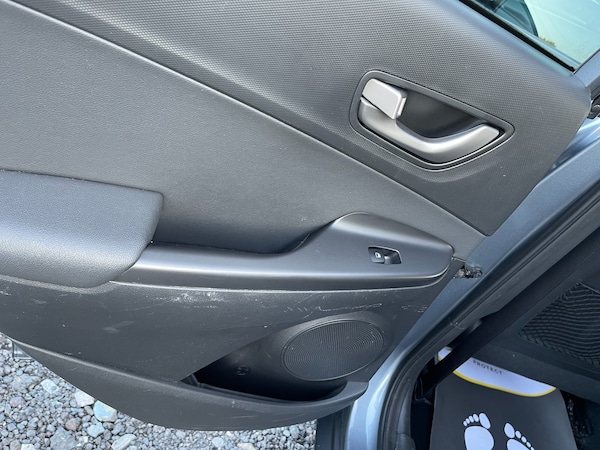 Used Hyundai KONA 2018 for sale - 75190930: Photo 39