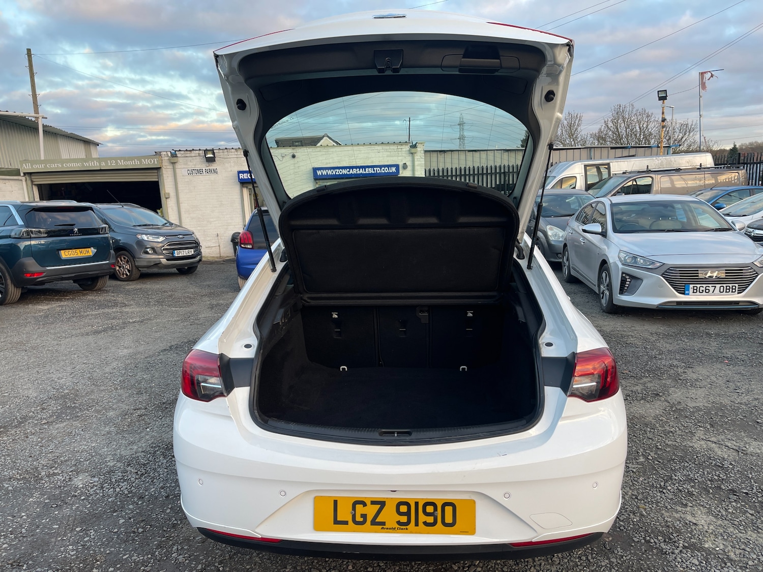 Used Vauxhall Insignia 2018 for sale - 77056246: Photo 32