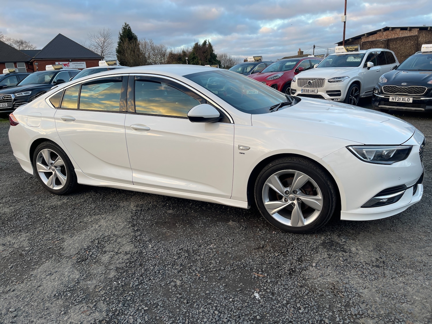 Used Vauxhall Insignia 2018 for sale - 77056246: Photo 5
