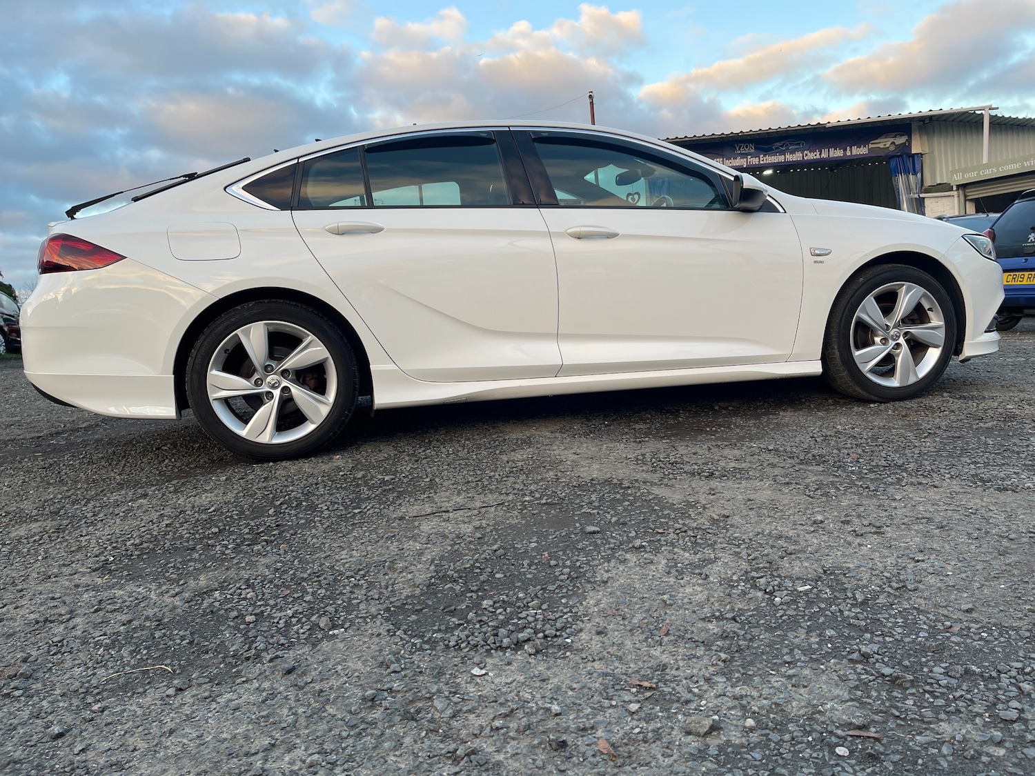 Used Vauxhall Insignia 2018 for sale - 77056246: Photo 6