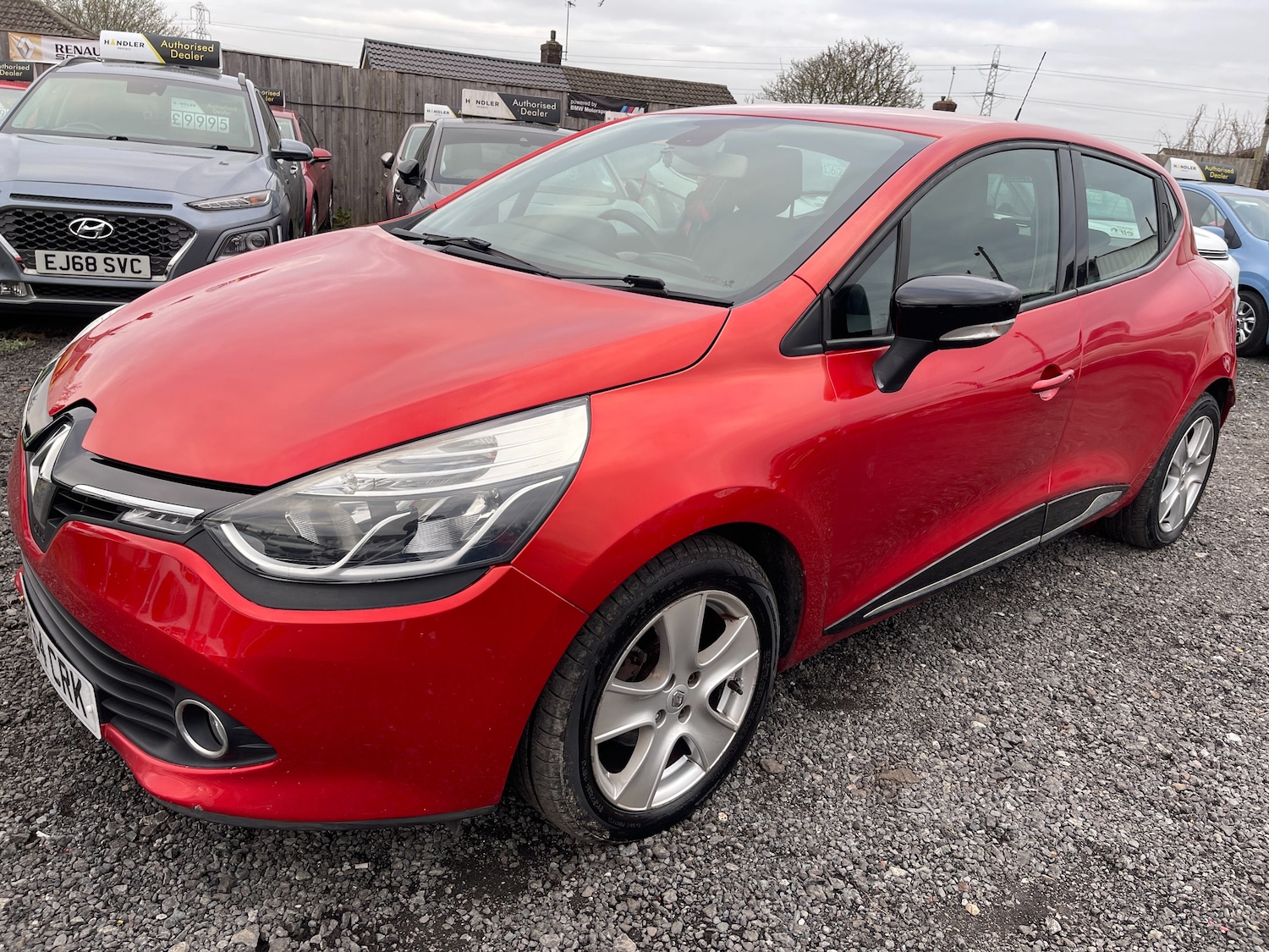 Used Renault Clio for sale - 77743452: Photo 2